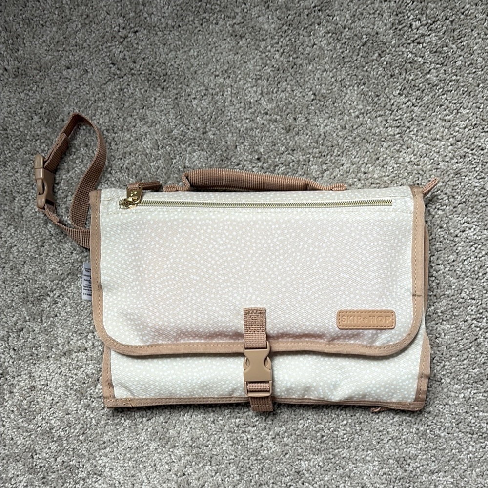 Skip Hop Cream and Tan Travel Changing Pad
